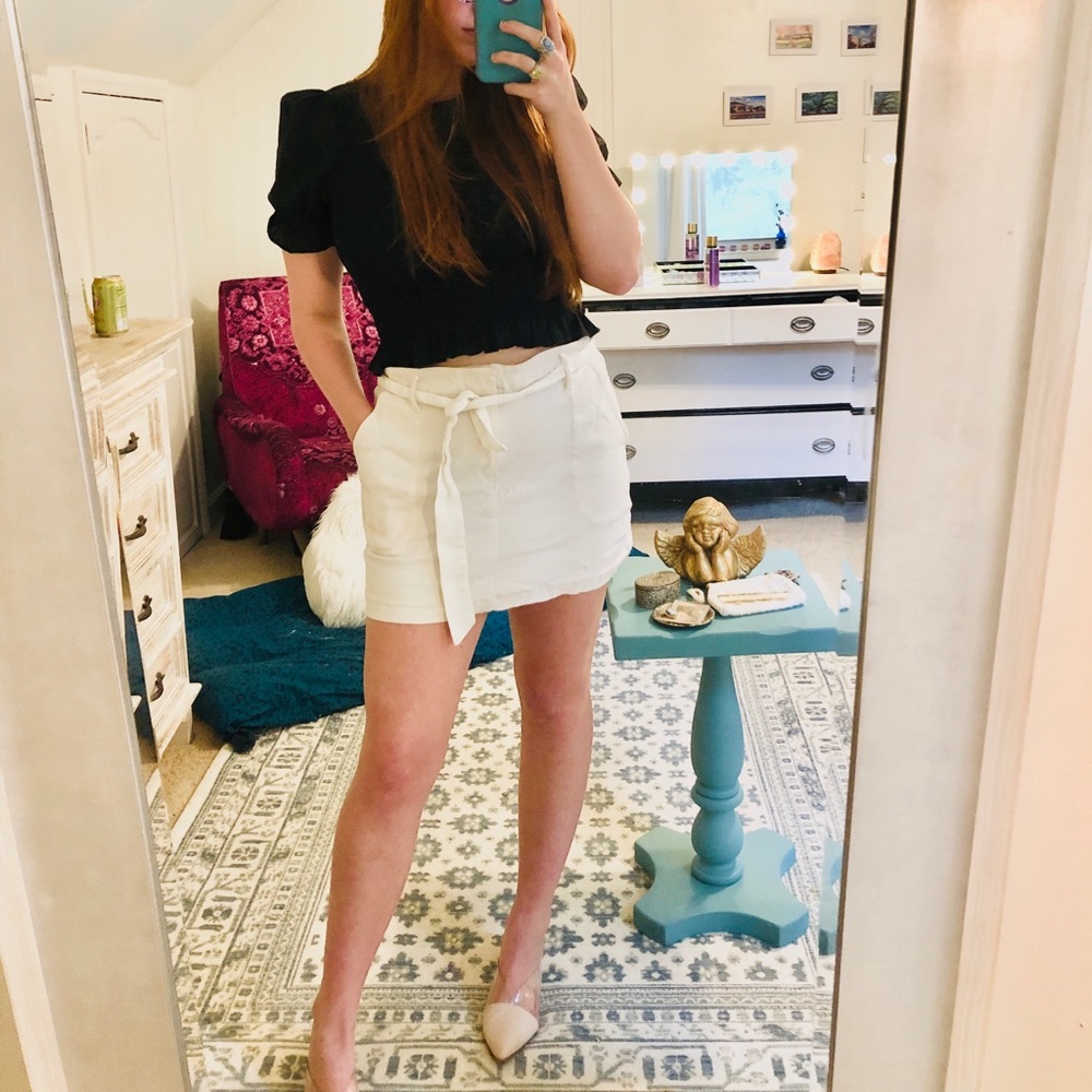 Gianni Bini white denim mini skirt